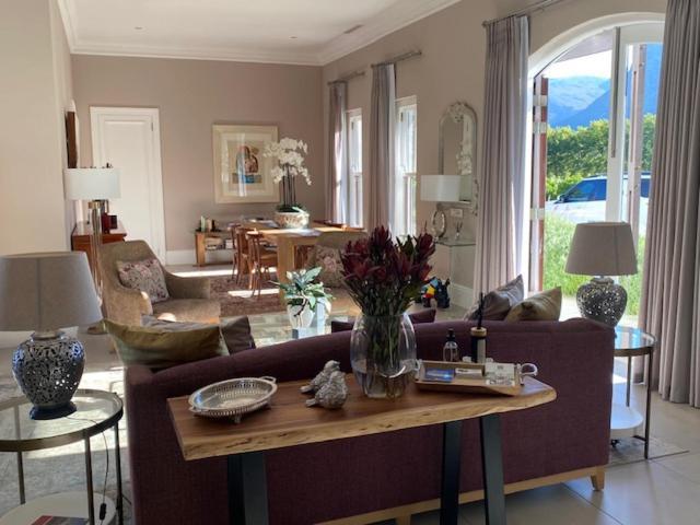 Chambray Estate - The Terraces In The Vines Bed & Breakfast Franschhoek Exterior foto